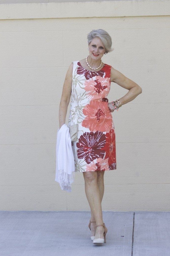 pink and red floral sleeveless midi dress for women over 60