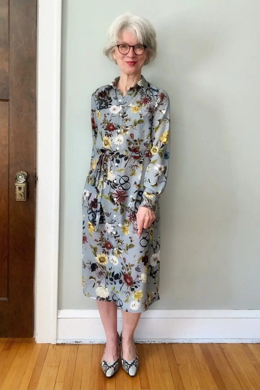 Blue-gray floral tie-waist shirt dress for women over 60: moody blossoms with rust touches, long sleeves and a fabric belt