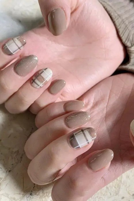 Taupe Solids with Nude Plaid French Tips, classy short fall nails for women over 50