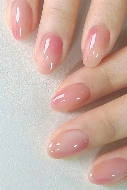 Pink Gradient Squovals - simple pink nail idea for women over 50