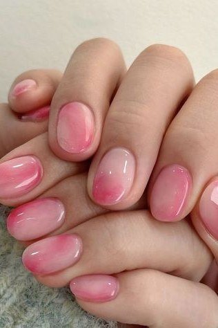 Pink Ombre Squovals - simple pink nail idea for women over 50