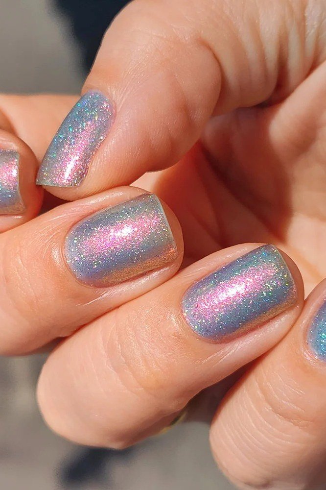 Purple blue iridescent duochrome shimmer short nails, magical summer purple nails