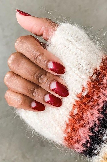 Glossy cherry red short nails for Thanksgiving