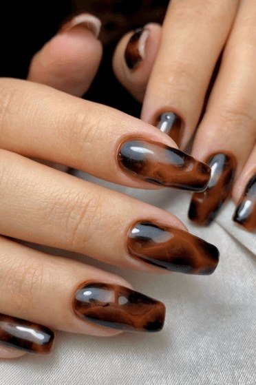 Tortoiseshell nail design: Chocolate Tortoise Coffin Nails for women over 50
