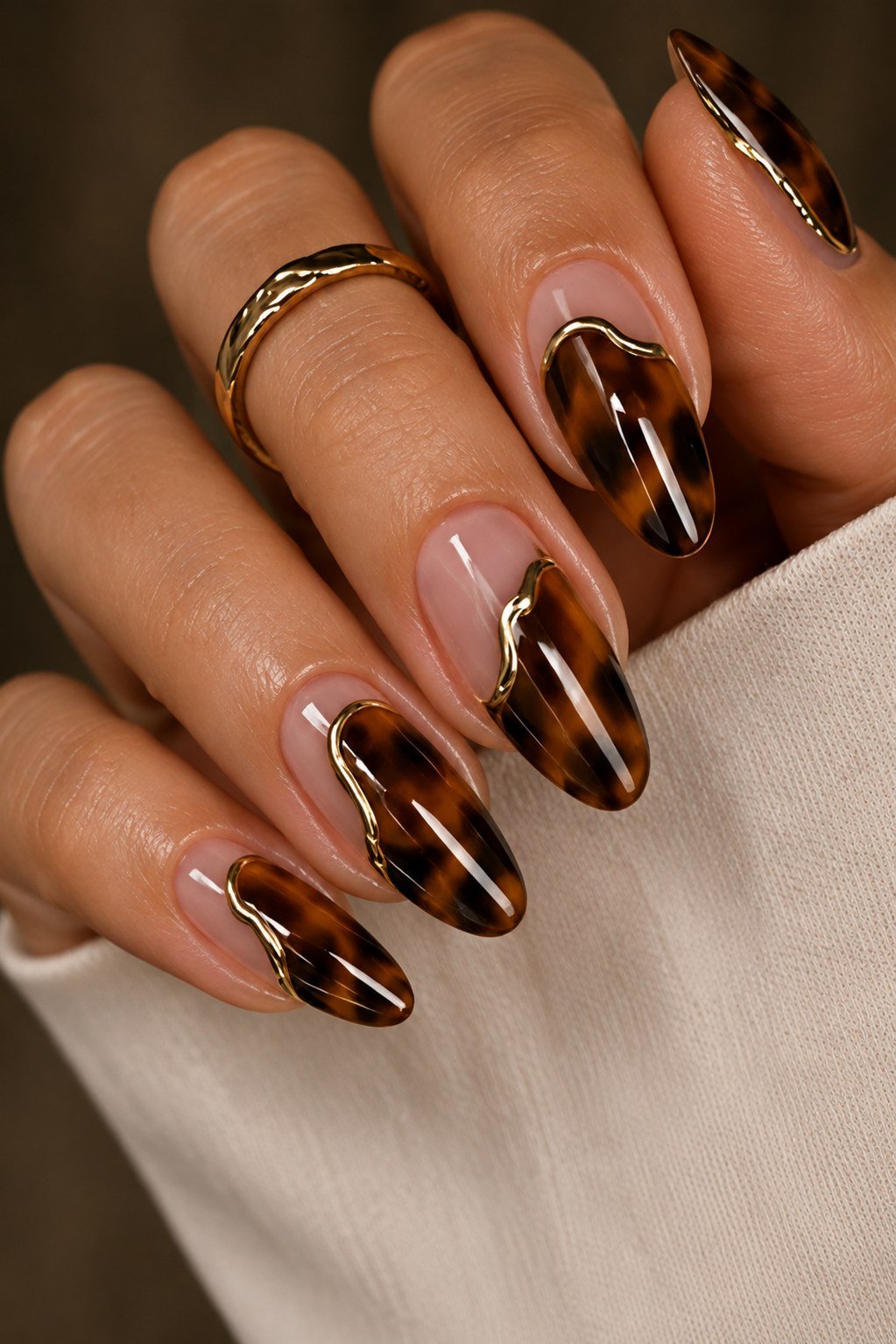 Tortoiseshell nail design: Tortoise with Gold Micro Lines for women over 50