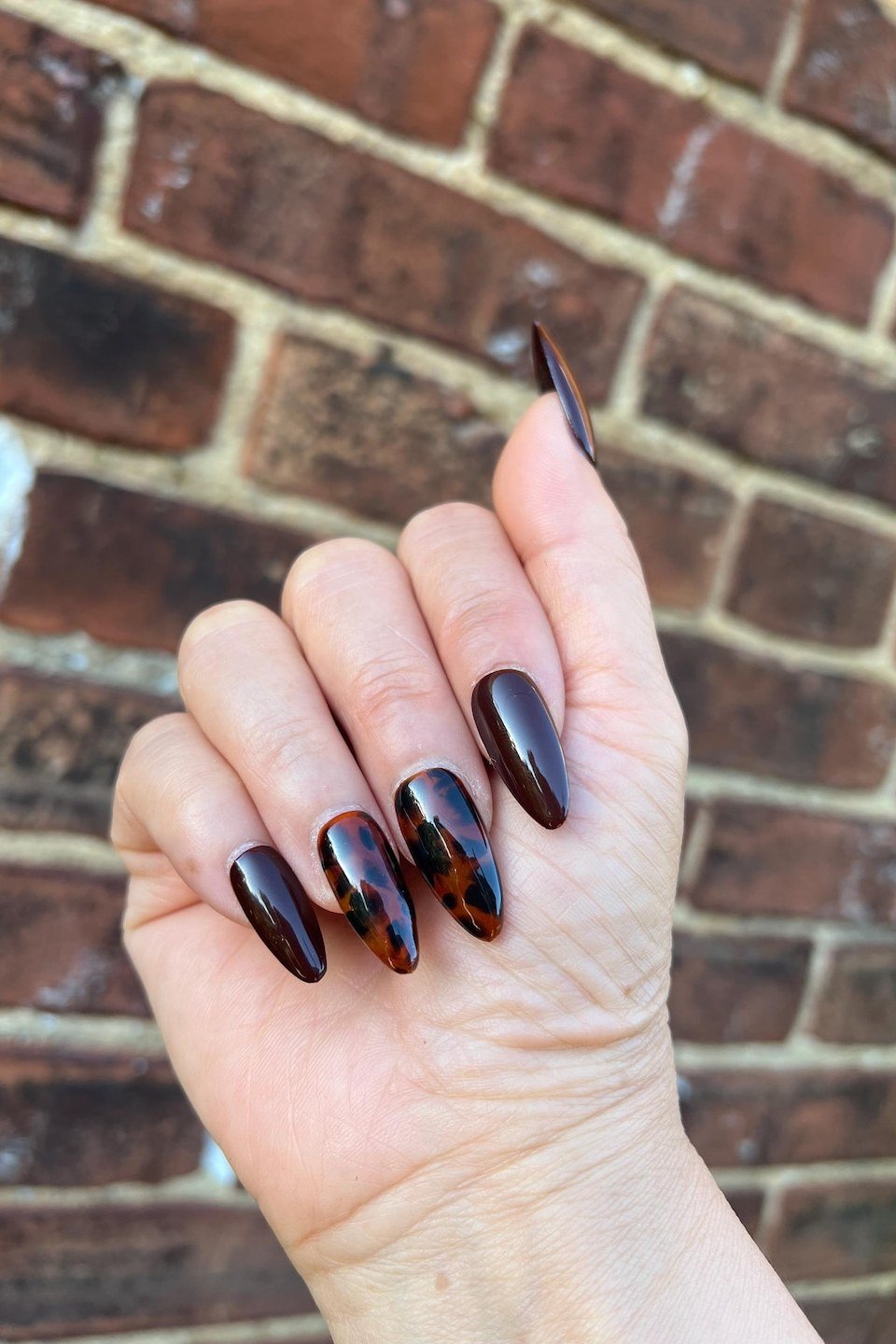 Tortoiseshell nail design: Short Squoval Tortoise Single Hand for women over 50