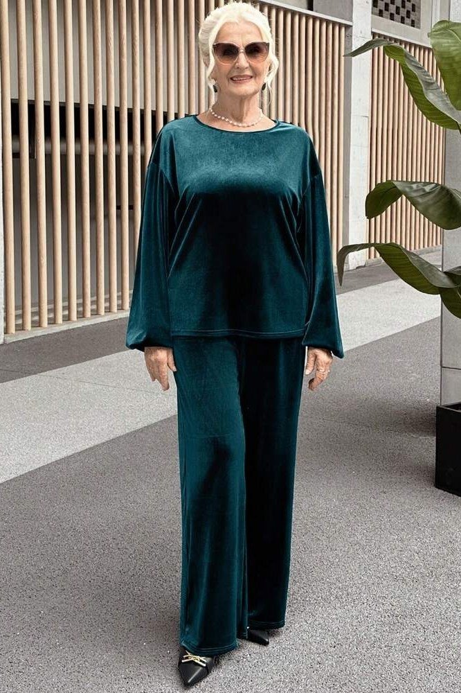 Teal Velvet Tunic And Wide-Leg Set - velvet evening outfit for women over 60