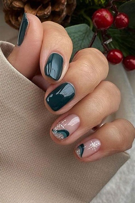 Dark Green with Berries and Pine for women over 60